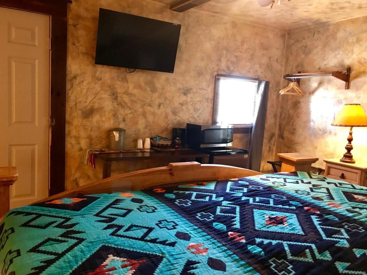פרדריקסברג Hotel Kitsmiller On Main מראה חיצוני תמונה