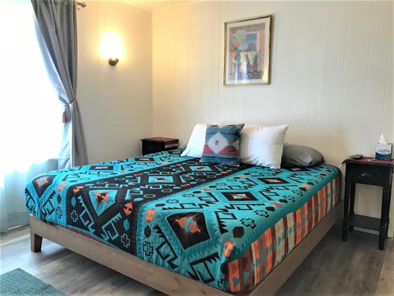 פרדריקסברג Hotel Kitsmiller On Main מראה חיצוני תמונה