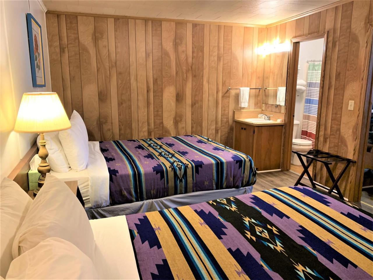 פרדריקסברג Hotel Kitsmiller On Main מראה חיצוני תמונה