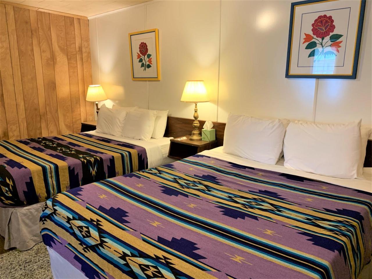 פרדריקסברג Hotel Kitsmiller On Main מראה חיצוני תמונה