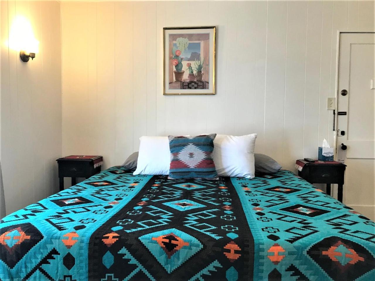 פרדריקסברג Hotel Kitsmiller On Main מראה חיצוני תמונה