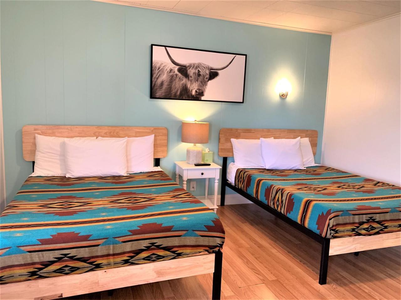 פרדריקסברג Hotel Kitsmiller On Main מראה חיצוני תמונה